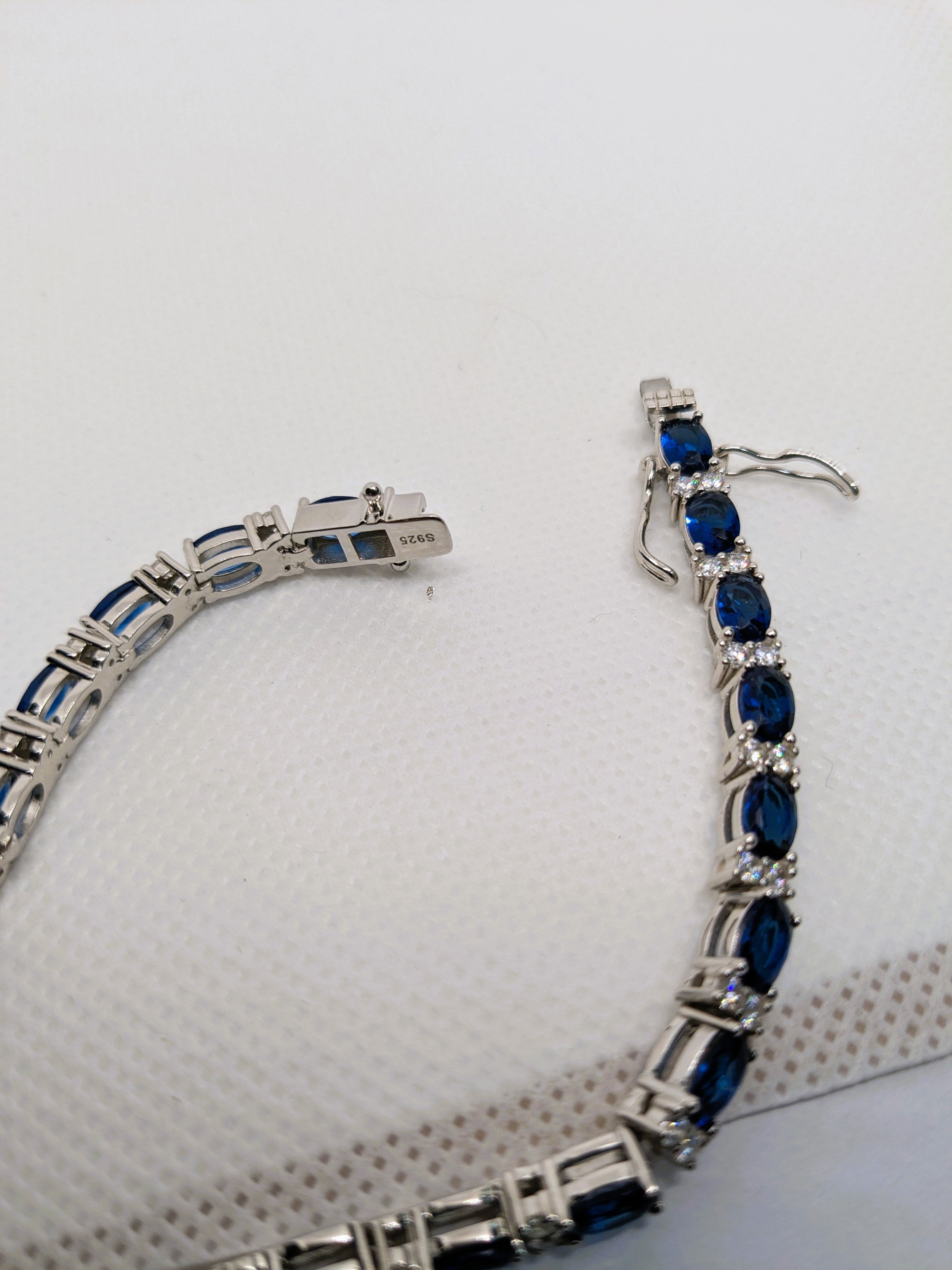 Blue Sapphire Tennis Bracelet 15.40ct.t.w.