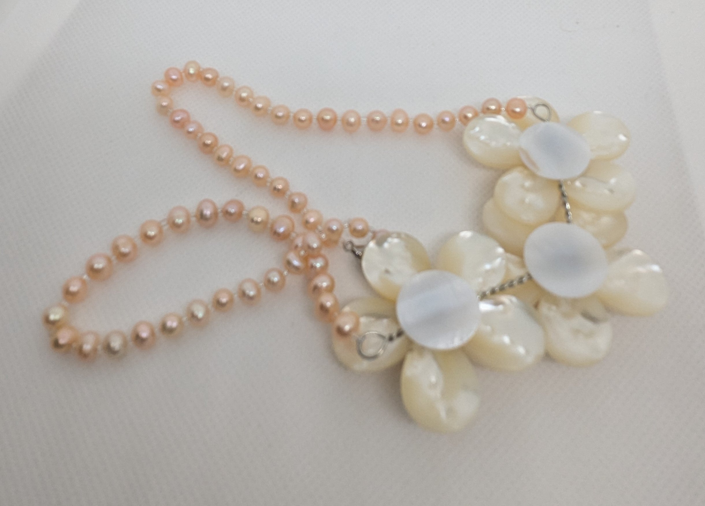 Zhuji Freshwater Pearl Strand with Mother of Pearl Shell Flower Pendant