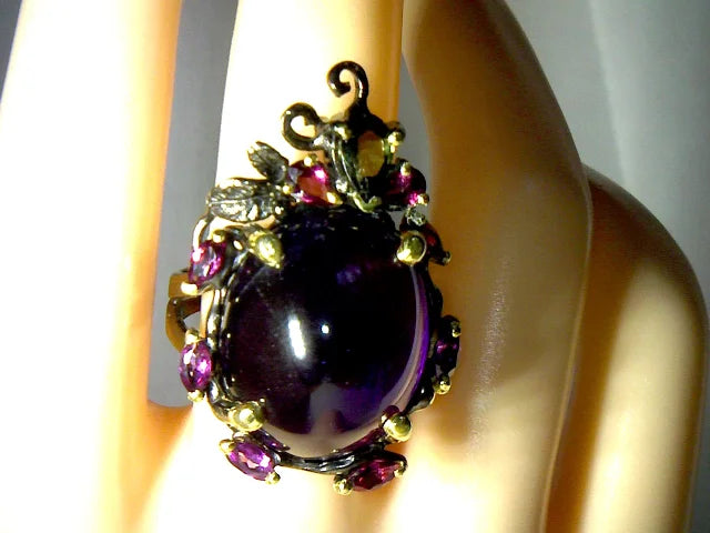 Cabochon Ring