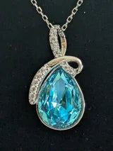 Aquamarine 8.5ct cubic zirconia necklace with Rhinestone Accents